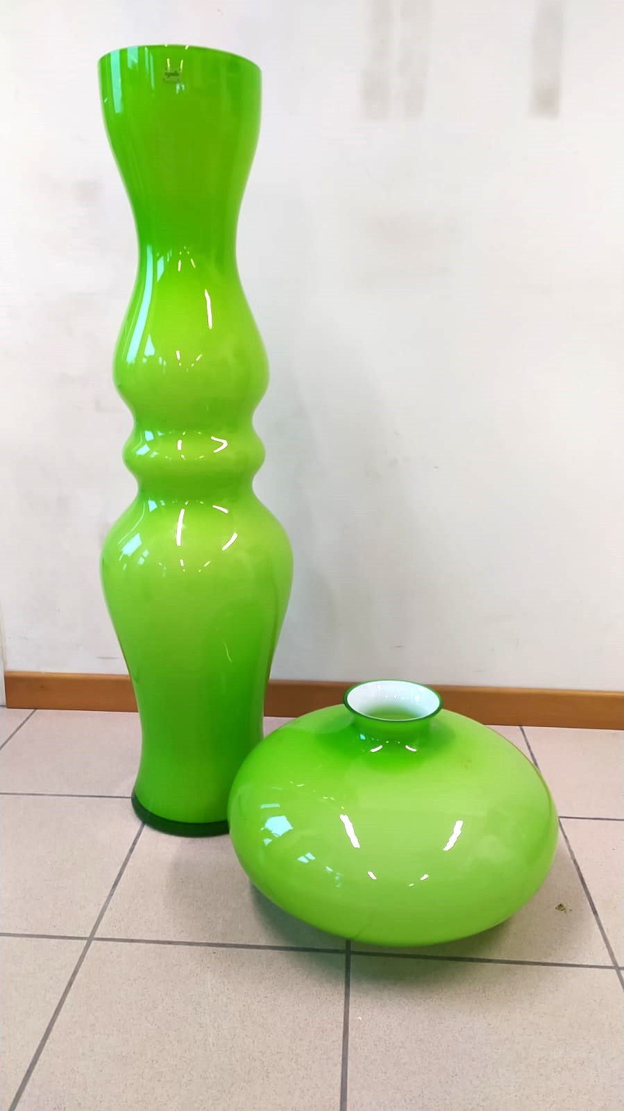 Vaso in vetro Kruick colorato verde rotondo, shop online vasi piante e fiori