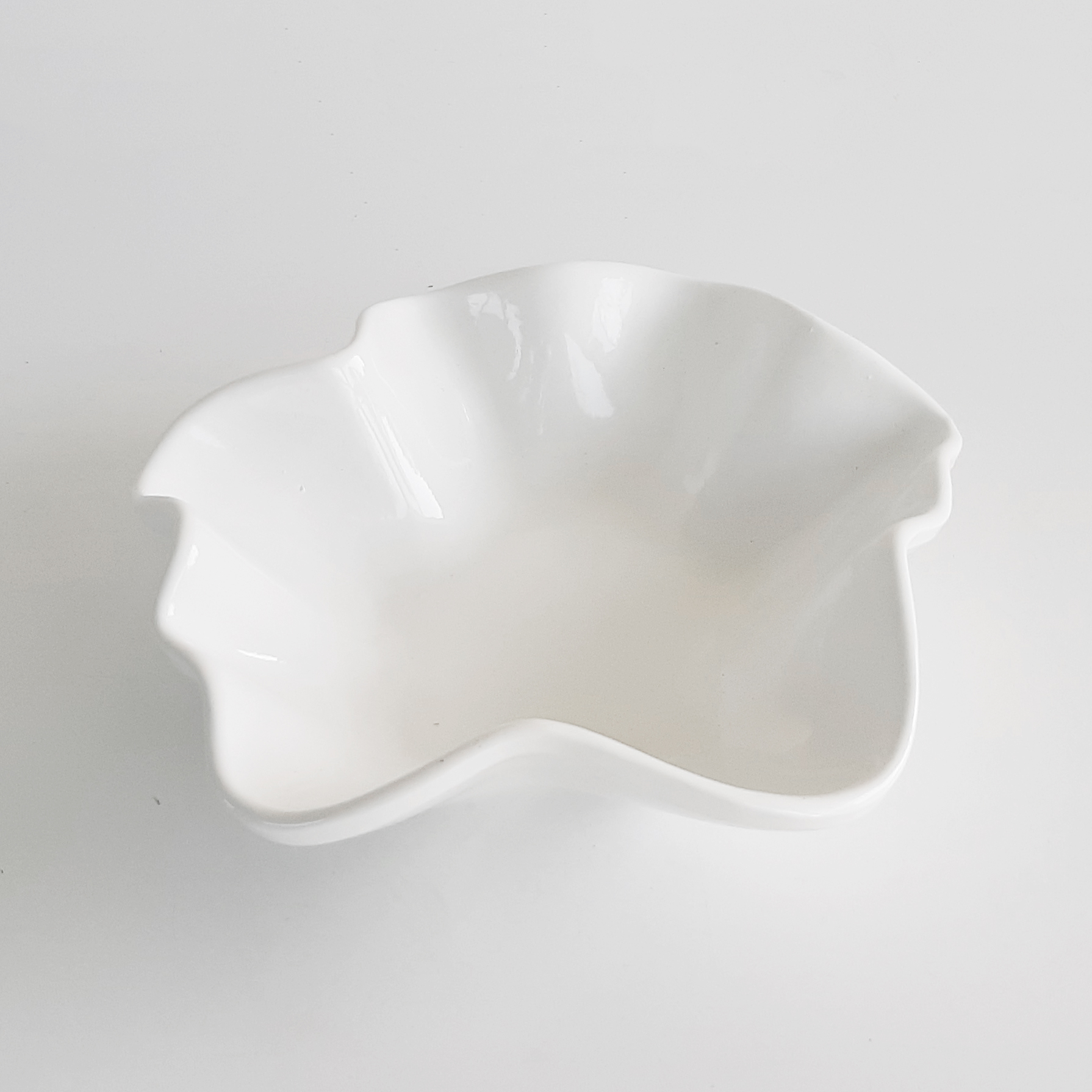 Ciotola ceramica bianca bordo arrotondato